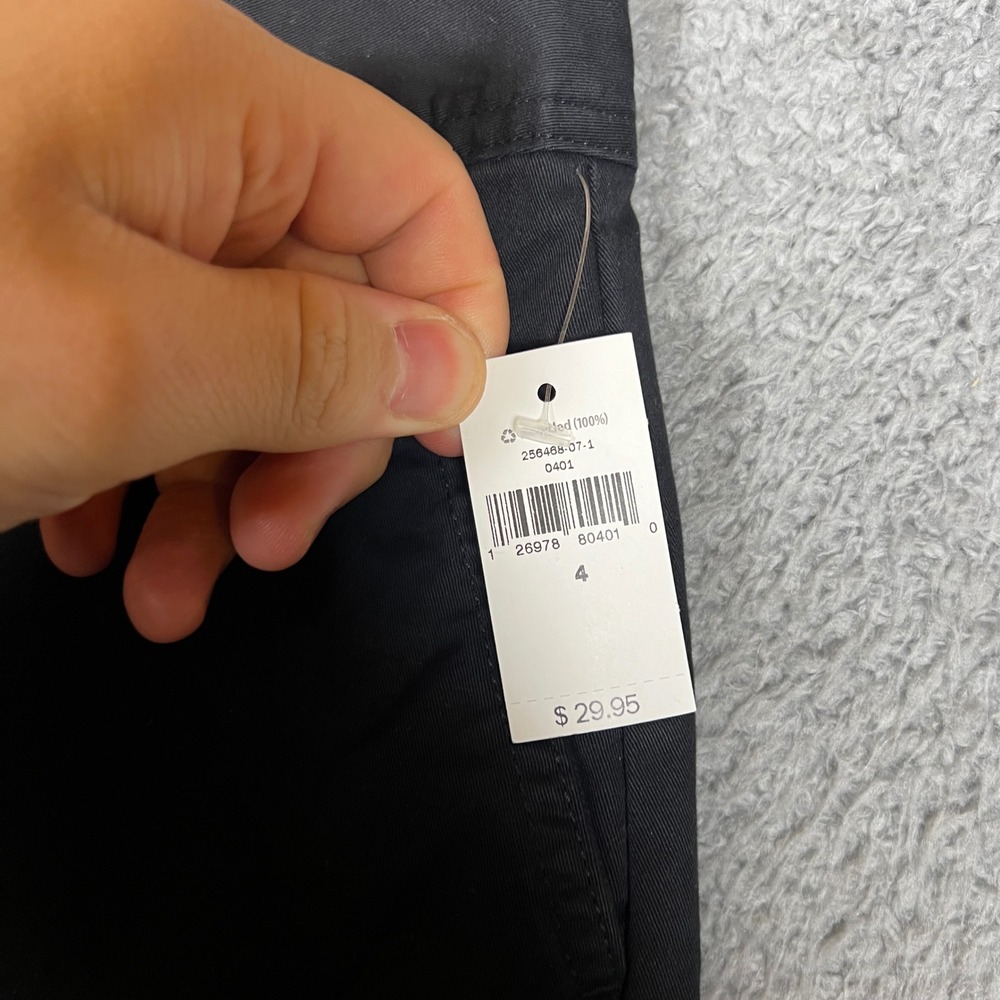 Gap City Short Womens 4 Black New Mid Rise Stretch 3" Inseam Chino Shorts - Picture 7 of 10